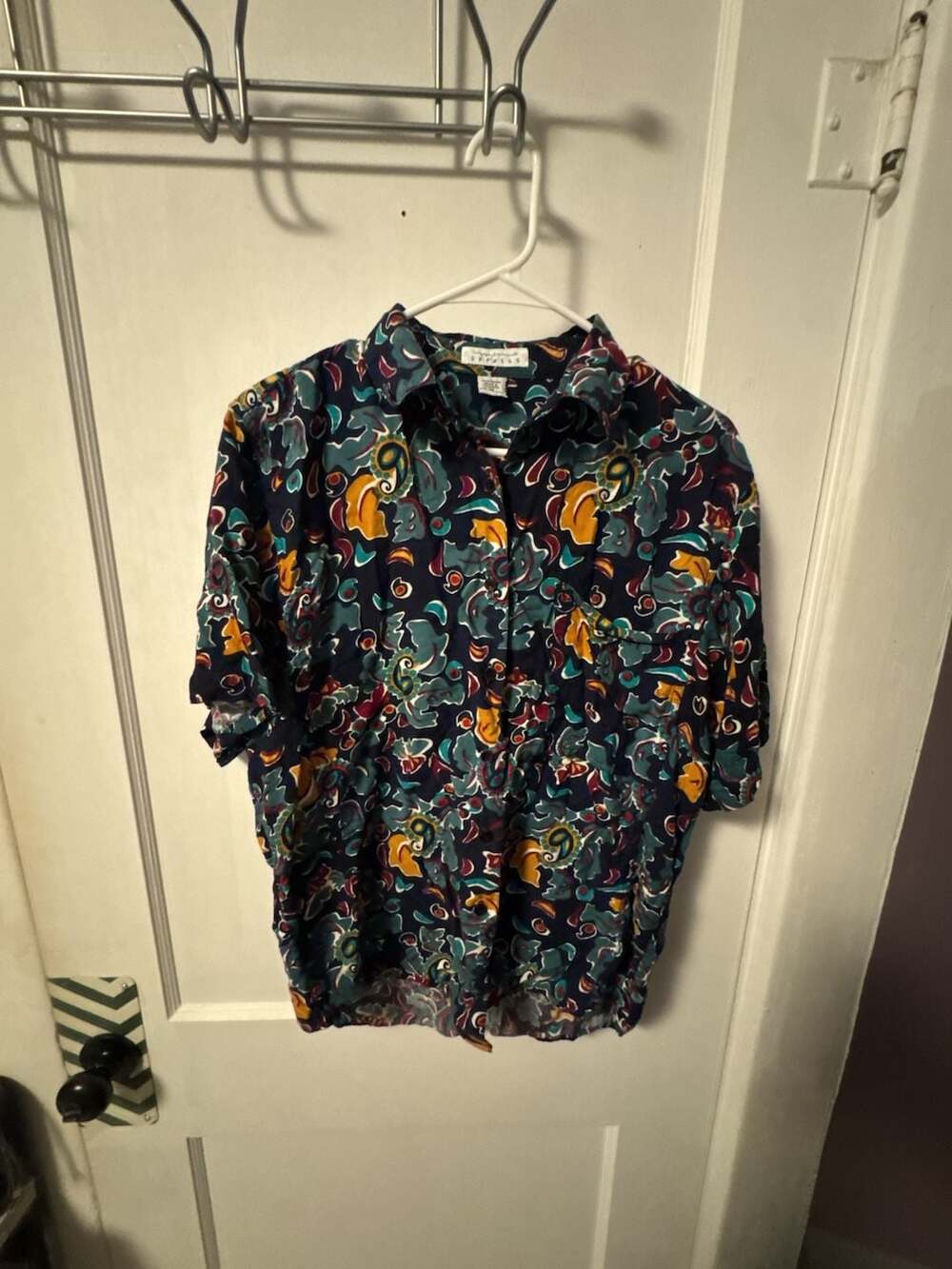 Vintage 90s Abstract Floral Print Rayon Short Sleeve Button Down M